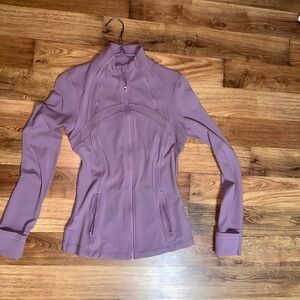 lululemon athletica Women's Jacket in Mauve